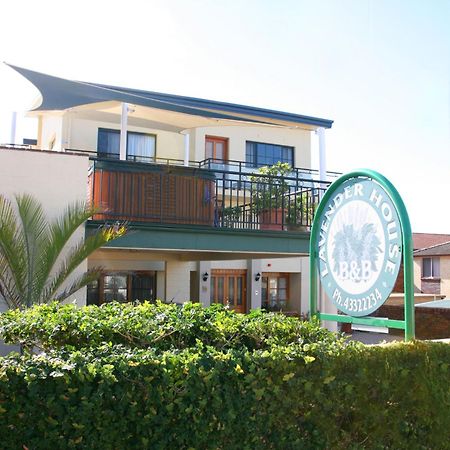 Lavender House Bed & Breakfast Entrance Exterior foto